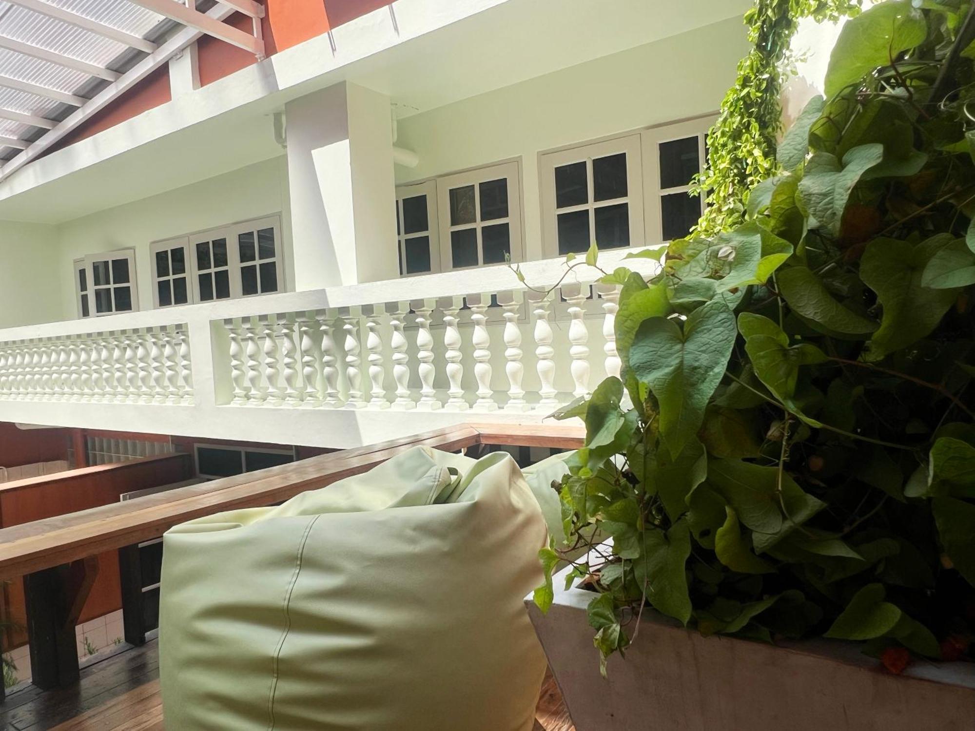 Vonden Garden By Merry V Bangkok Exterior foto